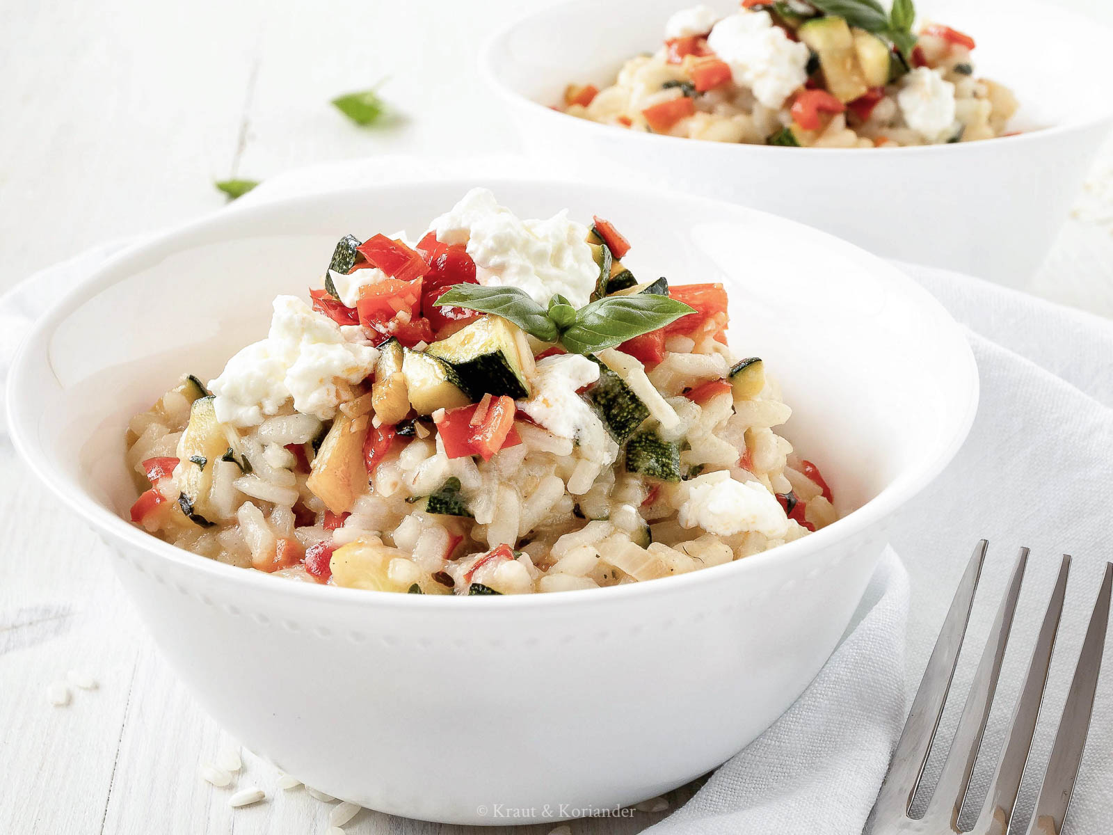 Zucchini-Paprika-Risotto mit Schafkäse